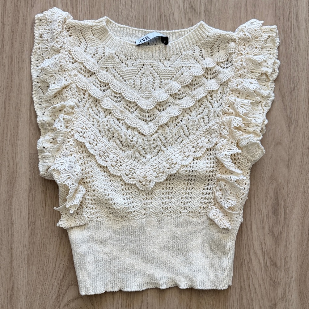 Zara Ivory Pointelle Ruffled Knit Sleeveless Top